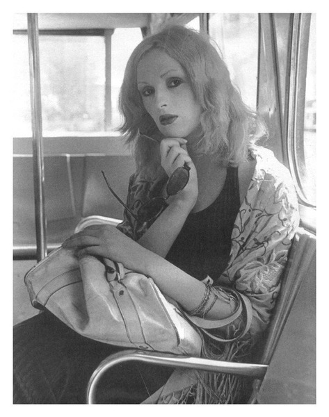 Download the full-sized image of Candy Darling on the bus (1)
