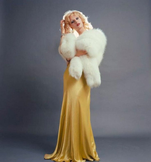 Download the full-sized image of Candy Darling posing in gown and fur (4)