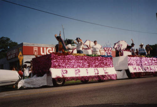 Download the full-sized image of Houston Gay Pride parade