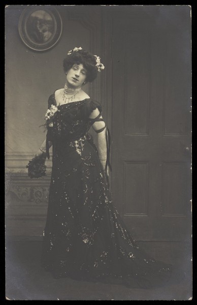 Download the full-sized image of A man in drag. Photographic postcard by Fred C. Palmer, 190-.