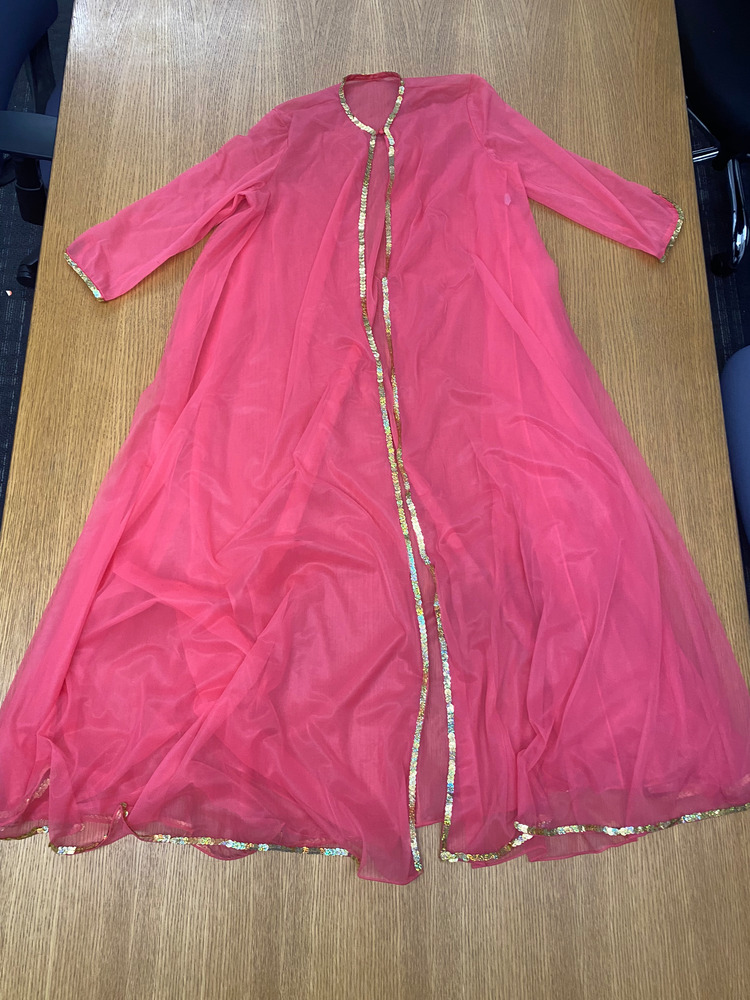 Download the full-sized PDF of Photo of Pink Dupatta with Gold Trim