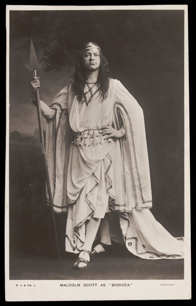 Download the full-sized image of Malcolm Scott in character as Boadicea. Photographic postcard, 191-.